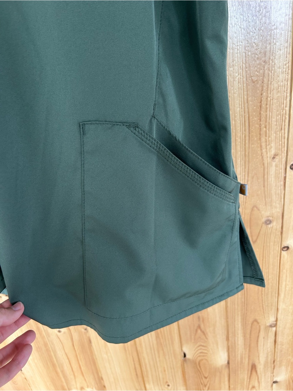 Women’s Carhartt Force Scrub Top Green Size 2X - Picture 4 of 7